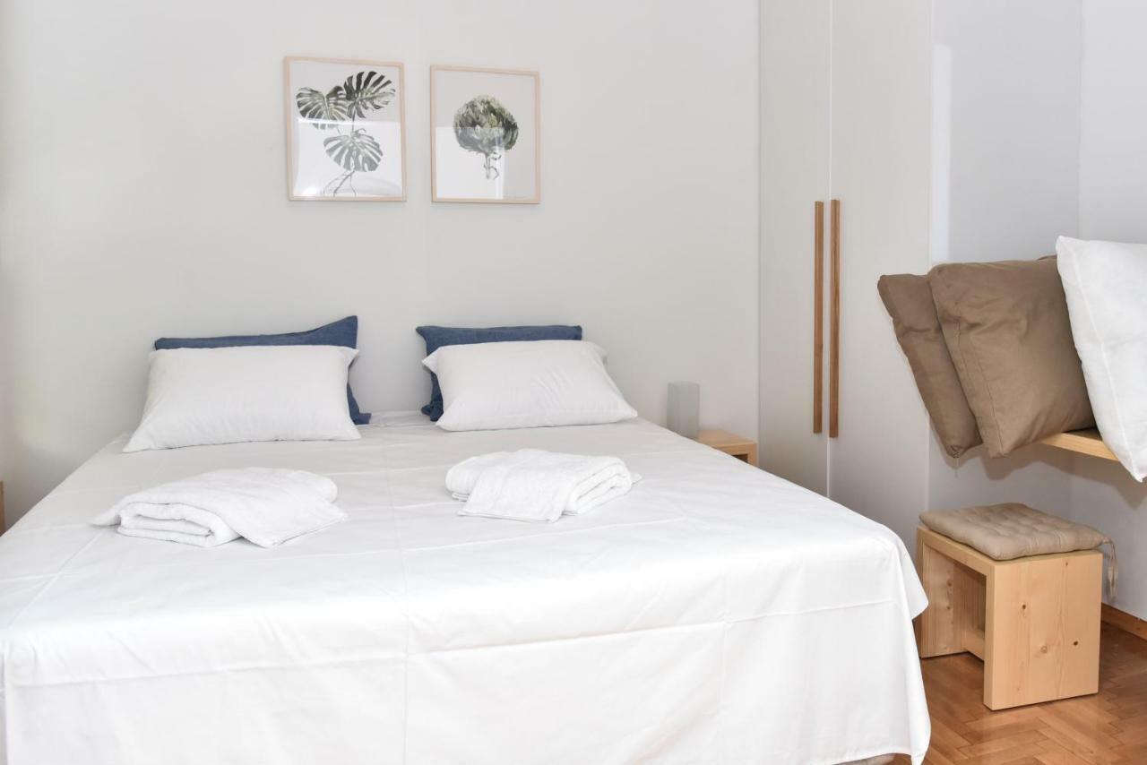 Modern Apartment At Exarchia 1 Bed 2 Pers Athènes Extérieur photo